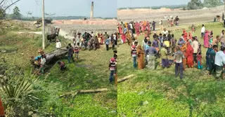 সাতক্ষীরায় গরুবোঝাই ইঞ্জিনভ্যান খাদে পড়ে নিহত ২, আহত ২